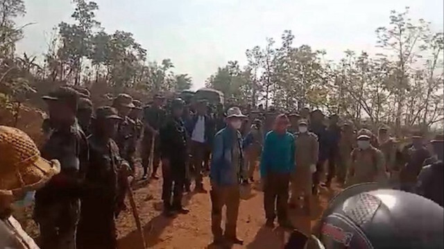 Les villageois ont été arrêtés la semaine dernière lorsque la police, les gendarmes et les agents forestiers ont entrepris d'expulser des personnes de leurs terres dans la province de Preah Vihear, dans le nord du pays.