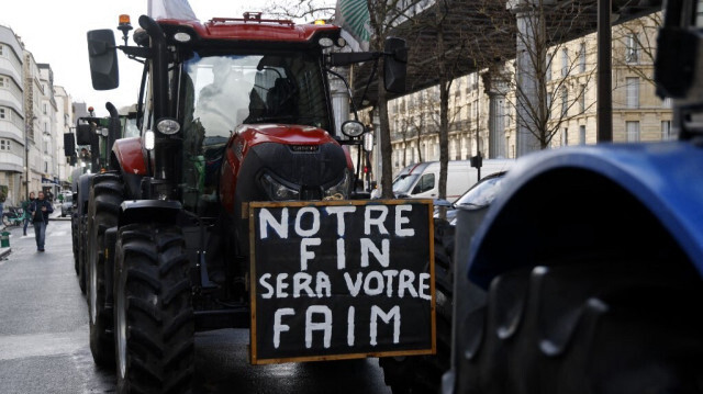 Les céréaliers de l'UE réclament que les restrictions que Bruxelles a proposé d'instaurer pour les produits "sensibles", un "frein d'urgence" pour limiter le volume des importations aux niveaux moyens observés en 2022 et 2023, soient également appliquées aux blé, maïs et orges ukrainiens.