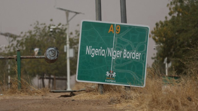Vue générale de la frontière Niger-Nigeria fermée à Jibia le 17 février 2024.