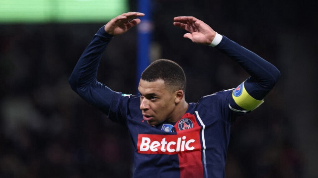 Kylian Mbappé, lors du match de quart de finale de la Coupe de France de football entre le Paris Saint-Germain (PSG) et l'OGC Nice, au stade du Parc des Princes, à Paris, le 13 mars 2024