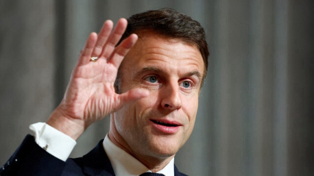 Le président français Emmanuel Macron s'exprime lors d'une conférence de presse à la fin de la conférence internationale visant à renforcer le soutien occidental à l'Ukraine, au palais présidentiel de l'Élysée à Paris, le 26 février 2024.