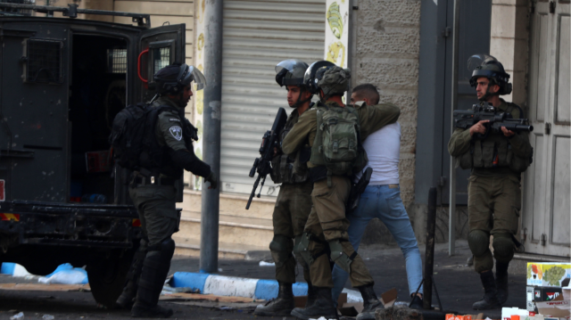 7 Ekim'den bu yana işgal altındaki Batı Şeria ve Doğu Kudüs'te de Filistinlilere yönelik gözaltı, baskın ve saldırılarda artış yaşanıyor.