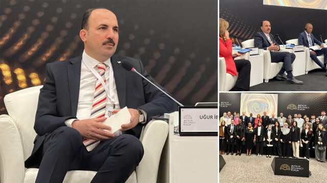 Konya Büyükşehir Belediye Başkanı Uğur İbrahim Altay, Antalya Diplomasi Forumu'nda düzenlenen “Küresel Meseleler İçin Yerel Yaklaşımlar” paneline katıldı.
