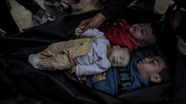 Les corps des enfants Palestiniens tués lors d'une attaque israélienne dans la Bande de Gaza.