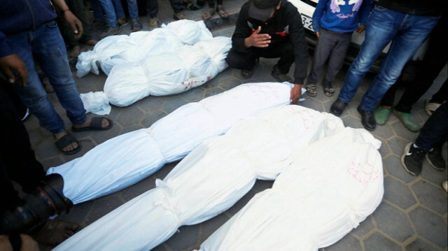 Les corps des Palestiniens tués lors de bombardements israéliens dans la Bande de Gaza, le 21 mars 2024.