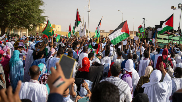 Rassemblement de soutien à la cause palestinienne devant l'ambassade américaine à Nouakchott, la capitale mauritanienne, le 24 mars 2024.