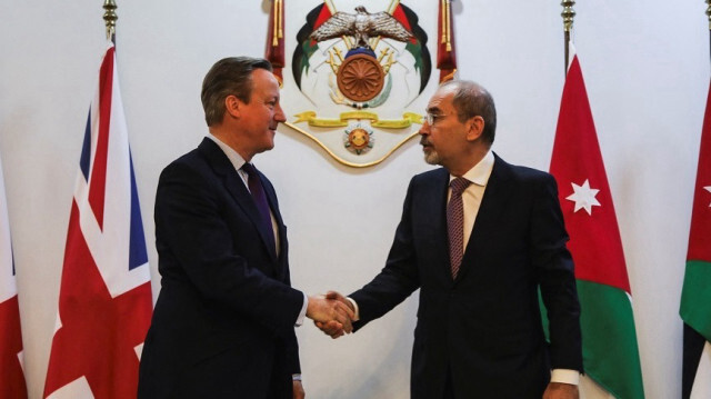 الأردن وبريطانيا يؤكدان ضرورة تطبيق قرار وقف إطلاق النار بغزة