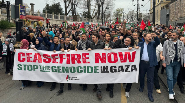 İsrail'in Gazze'ye saldırıları İstanbul'da binlerce kişi tarafından protesto edildi: Kalıcı ateşkes için daha neyi bekliyorsunuz?