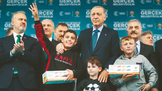 Cumhurbaşkanı Erdoğan, Bursa ve Kocaeli mitinglerinde vatandaşlara seslendi.