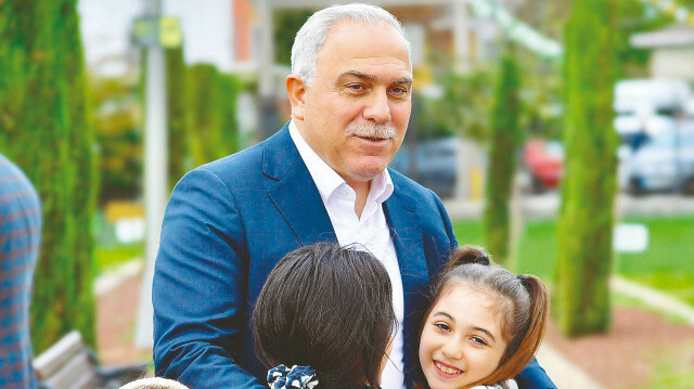Fatih Belediye Başkanı M. Ergün Turan
