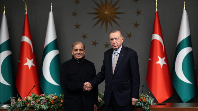 Pakistan Başbakanı Şahbaz Şerif - Cumhurbaşkanı Recep Tayyip Erdoğan