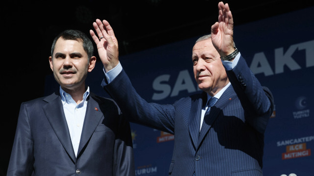 Le président turc Recep Tayyip Erdogan s'est exprimé vendredi au cours d'un meeting électoral en vue des élections municipales du 31 mars 2024 dans la ville d'Istanbul, en compagnie du candidat d'AK Parti pour la municipalité d'Istanbul, Murat Kurum. 