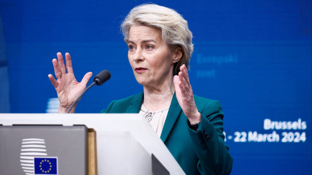 La présidente de la Commission européenne, Ursula von der Leyen, s'exprimant lors d'une conférence de presse le deuxième et dernier jour du sommet du Conseil européen au siège de l'UE à Bruxelles, le 22 mars 2024.
