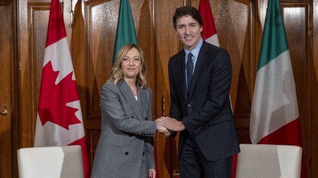 La Première ministre d'Italie, Giorgia Meloni et son homologue canadien, Justin Trudeau, à Toronto, au Canada, le 2 mars 2024.