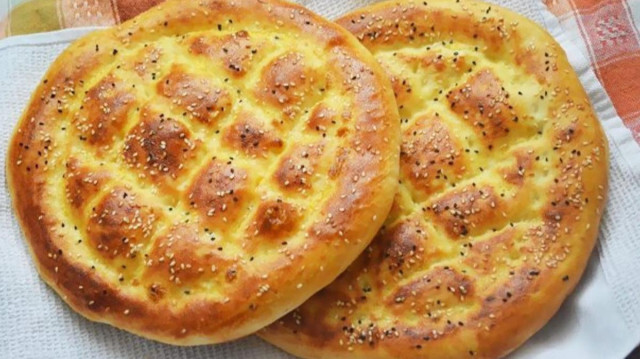 Yumurtalı Ramazan pidesi tarifi