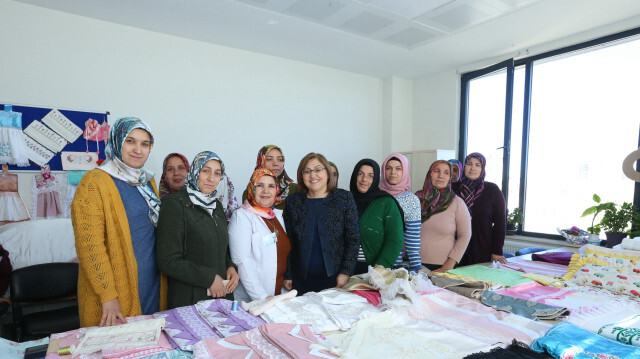 Gaziantep Büyükşehir Belediyesi güçlü Gaziantep’in güçlü Kadınlarına desteğini sürdürüyor.
