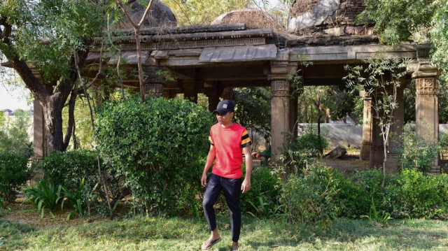 Le 22 février 2024, le cheikh Mohammad Tahir, recruté par l'armée russe en Ukraine, a fui la Russie après le début de son entraînement. Agriculteur, traiteur et diplômé sans emploi, ils sont parmi les Indiens embauchés par Moscou.