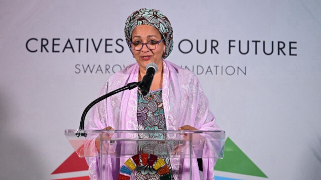 La Vice-Secrétaire générale des Nations Unies, Amina J. Mohammed, s'exprimant sur scène lors de la réception organisée par la Fondation Swarovski à l'occasion de son 10e anniversaire et de Creatives For Our Future aux Nations Unies, le 13 septembre 2023 à New York. 