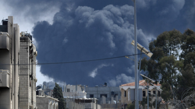 Bombardement israélien à Khan Yunes, dans le centre de la Bande de Gaza, le 11 avril 2024.