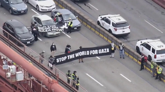 تضامنا مع غزة.. متظاهرون يغلقون جسر "غولدن غيت" الأمريكي