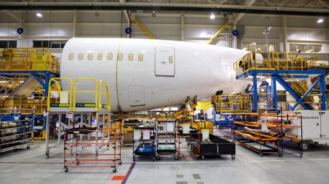 Le Boeing 787 Dreamliner est en production à l'usine de fabrication de Boeing à North Charleston, en Caroline du Sud, le 13 décembre 2022. 