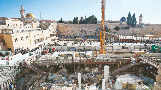 İsrail şimdi de Doğu Kudüs’ü ilhaka kalkıştı