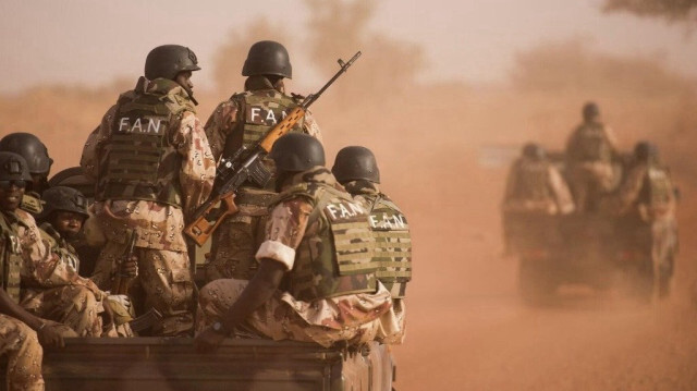 Le 15 avril 2024, une unité des Forces de défense et de sécurité (FDS) du Niger en mission sur l'axe Tiawa-Farié, a été victime d'un incident lié à un engin explosif improvisé d'une massive charge qui a coûté la vie à six personnes, dont quatre éléments des FDS et deux civils.
