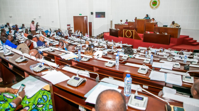 L'Assemblée nationale togolaise revoit en seconde lecture le projet de loi controversé de la nouvelle Constitution, le 19 avril 2024.