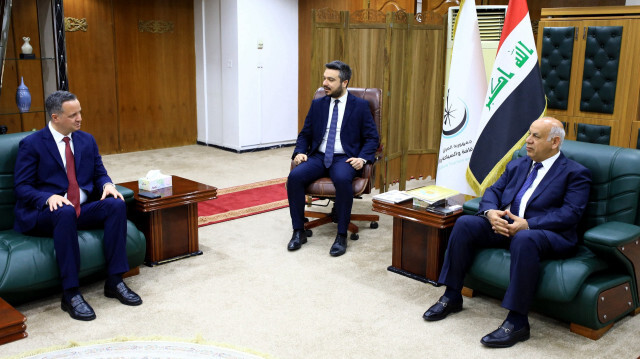 رئيس "تيكا" التركية يلتقي وزير السياحة العراقي في بغداد