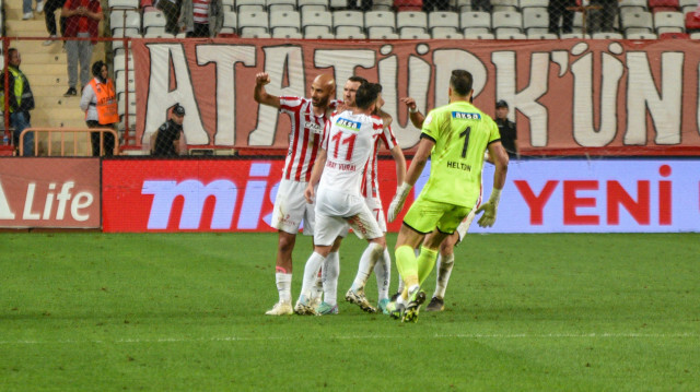 Antalyaspor sahasında Hatayspor'u son dakika golüyle mağlup etti |ÖZET