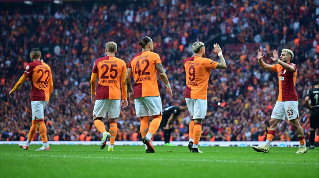 Les joueurs de Galatasaray après leur victoire 4-1 contre Pendikspor, au stade RAMS d'Istanbul, le 21 avril 2024.