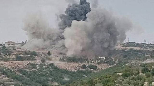 الاحتلال الإسرائيلي يعلن قصف مبانٍ عسكرية في 3 مناطق جنوب لبنان 
