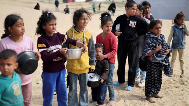 الأغذية العالمي: بعد 200 يوم من حرب غزة نصف السكان يعانون الجوع 
