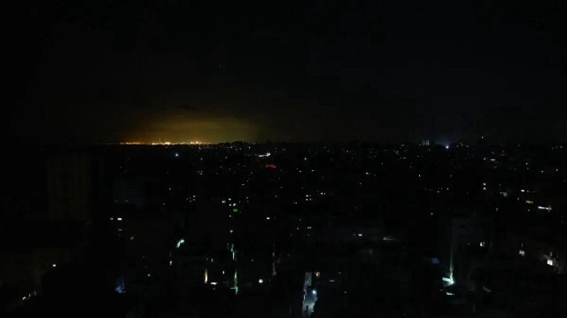 انقطاع الكهرباء بمناطق شمال إسرائيل جراء إطلاق صواريخ من لبنان 
