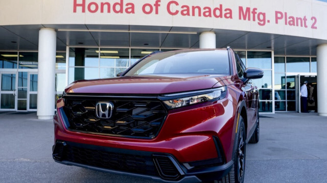 Le géant japonais de l'automobile Honda a annoncé jeudi 26 avril 2024, le plus grand investissement automobile de l'histoire au Canada, d'une valeur de 15 milliards de dollars canadiens. 