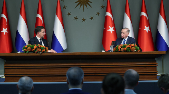 Cumhurbaşkanı Recep Tayyip Erdoğan, Vahdettin Köşkü'nde Hollanda Başbakanı Mark Rutte ile görüşmesinin ardından ortak basın toplantısı düzenledi.
