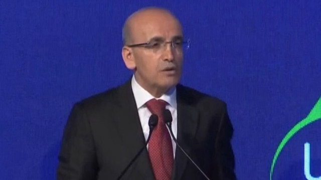 Hazine ve Maliye Bakanı Mehmet Şimşek konuşuyor