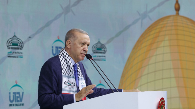 Le président turc Recep Tayyip Erdogan, lors de son allocution à l'occasion de la 5e plateforme interparlementaire pour Jérusalem, à Istanbul, le 26 avril 2024.
