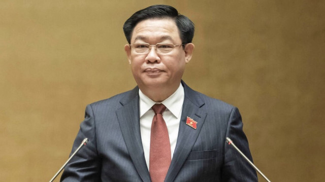 Le chef de l'Assemblée nationale du Vietnam, Vuong Dinh Hue, a démissionné, a déclaré le Parti communiste au pouvoir le 26 avril 2024, le dernier haut dirigeant à tomber sous une vaste purge anti-corruption.