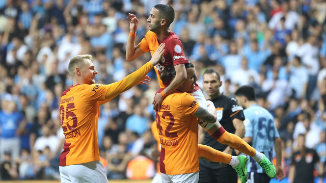 Galatasaray bu galibiyetle birlikte Süper Lig'de en çok puan toplayan takım unvanın yeni sahibi oldu.