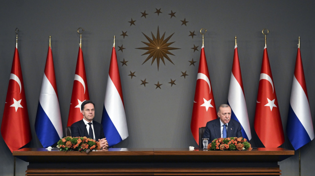 Le président Recep Tayyip Erdogan et le Premier ministre néerlandais Mark Rutte, au palais Vahdettin d'Istanbul, le 26 avril 2024.