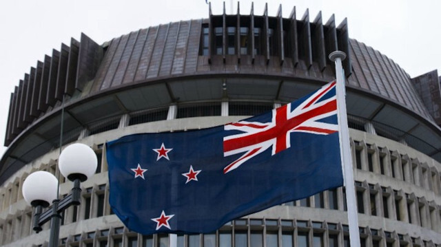 Un juge de la Haute Cour d'Auckland, en Nouvelle-Zélande, a repoussé lundi le procès d'une Sud-Coréenne soupçonnée du meurtre de ses deux enfants, dont les restes ont été retrouvés dans des valises.