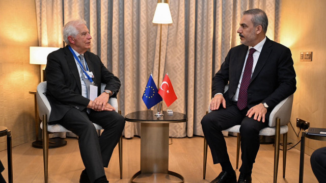 وزير الخارجية التركي يلتقي بوريل في الرياض
