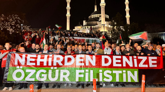 Ankara'da İsrail'in Gazze'ye yönelik saldırılarını protesto için yürüyüş düzenlendi.