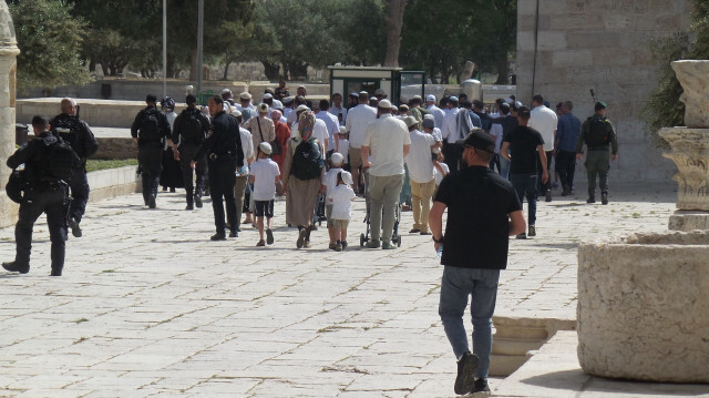 4345 مستوطنا اقتحموا المسجد الأقصى خلال عيد الفصح اليهودي