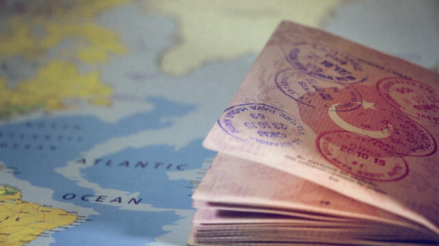 Türk vatandaşlarına vize başvurularının kapatıldığı iddiasına yalanlama geldi.