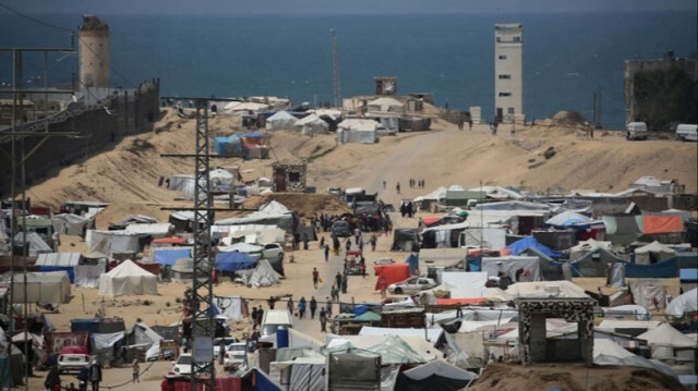 Un camp de déplacés à Rafah, dans le sud de la bande de Gaza, près de la frontière avec l'Égypte, le 28 avril 2024.