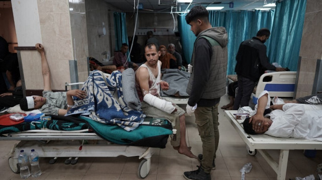 Des Palestiniens blessés à l'hôpital Shuhada Al-Aqsa à Deir El-Balah, dans le centre de la bande de Gaza.