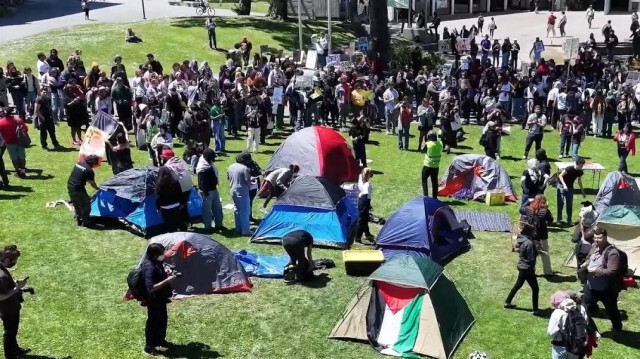 طلاب بجامعة سان فرانسيسكو يعتصمون تنديدا بالحرب على غزة