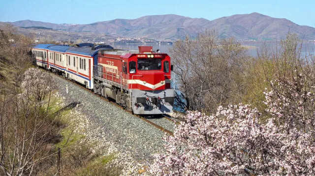 "ميزوبوتاميا إكسبرس".. قطار سياحي جديد لاكتشاف جنوب شرقي تركيا